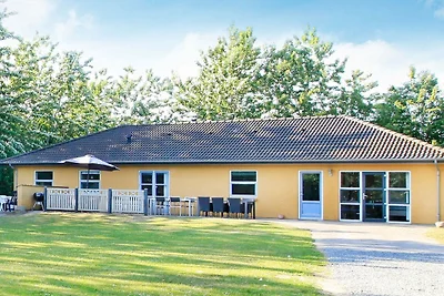 12 Personen Ferienhaus in Højslev-By Traum