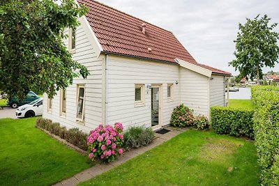 Vakantiehuis aan het water met veranda