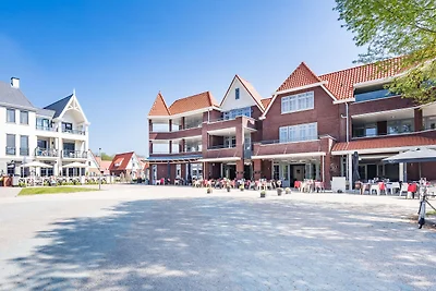 Stattliche Luxusvilla mit 3 Badezimmern, 1 km...