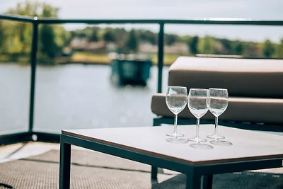 Schwimmendes Ferienhaus in Berlin