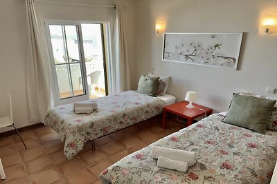 Mooi vakantiehuis in Benagil vlakbij zee