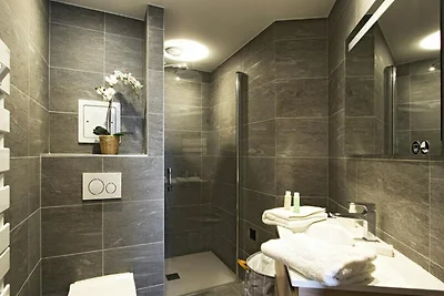 PHOC02 Appartamento molto luminoso con access...