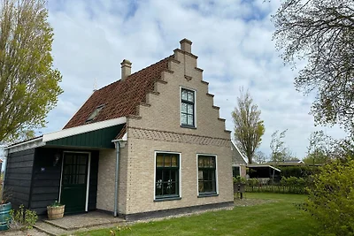 Villa mit Whirlpool in der Nהhe des...