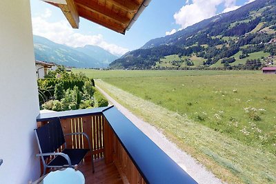 Idyllische Wohnung in Stumm mit Garten