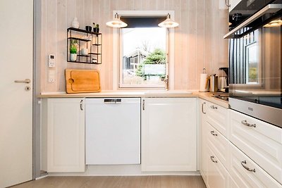 Geräumiges Ferienhaus in Sjølund mit...