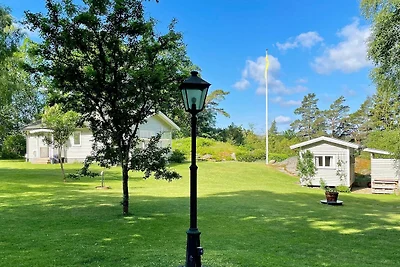 6 Personen Ferienhaus in LJUNGSKILE-By Traum