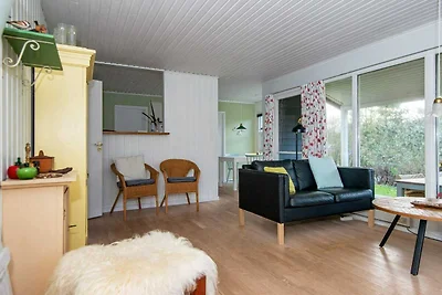 6 Personen Ferienhaus in Knebel