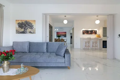 Villa met 4 slaapkamers in Adele