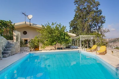 Villa di lusso a Malades Creta