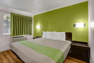 MS6 King City | 1 Queensize-Bett | NS...