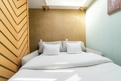 Belvilla Tree Lodge mit Terrasse