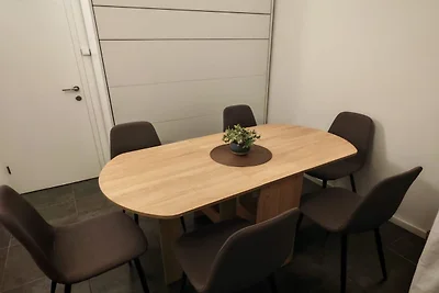 Green House - Two-Bedroom Apartment with Terr...