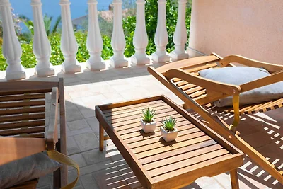 Holiday Home Diana - Five Bedroom House with ...