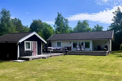 4 Sterne Ferienhaus in Löttorp