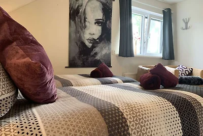 Gemütliche Villa mit Wellness-Badewanne und...