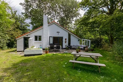 Ferienhaus in Dishoek mit Garten