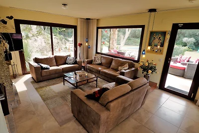 Ruhige Villa mit privatem Swimmingpool in...