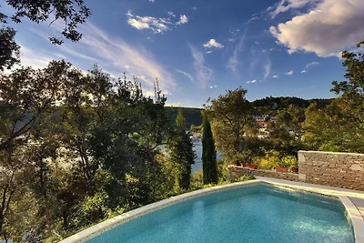 Villa in KRNICA mit Schwimmbecken