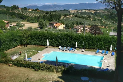 Bauernhaus in Gualdo Cattaneo mit Pool