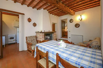 Agriturismo accogliente con piscina
