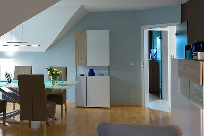 Apartment in Hצxter mit Balkon
