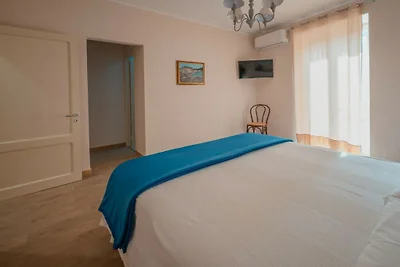 Uno Scorcio sulla Rocca