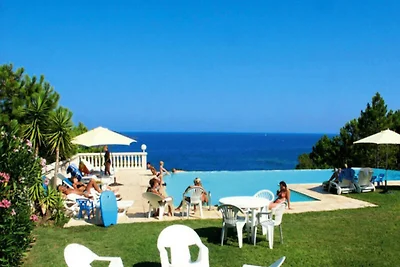 Villa in Solenzara mit Panorama-Pool