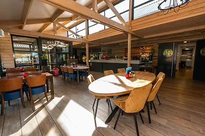 Accogliente chalet in un parco vacanze