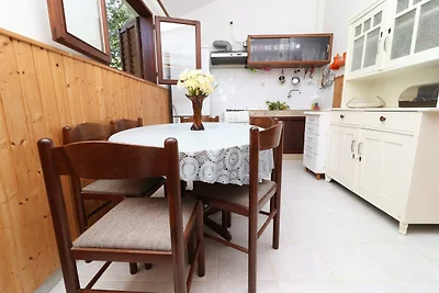 Holiday House Danica - Two Bedroom Holiday Ho...