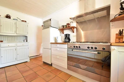 Atemberaubendes Ferienhaus in Busse mit...