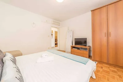 Ferienwohnung in Vodice für 5 Gäste