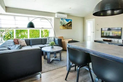 Wunderschönes Ferienhaus am Meer für fünf...