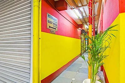 Super Hotel O Rishra Bahnhof