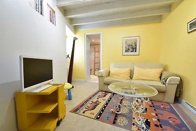 Appartamento con balcone esposto a sud