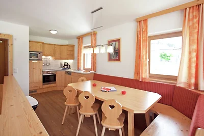 Gemütliches Ferienhaus in Königsleiten mit...