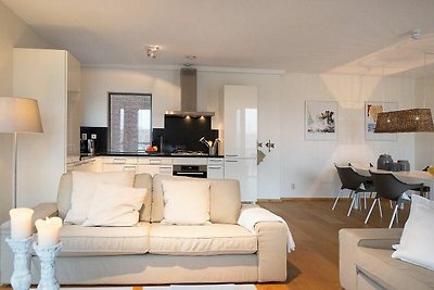 Moderne Wohnung mit Blick auf den Hafen von...