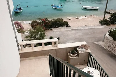 Seaside Apartments Sanda - One Bedroom Apartm...