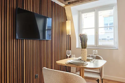 Suite Louvre Museum – Rue Saint Honore