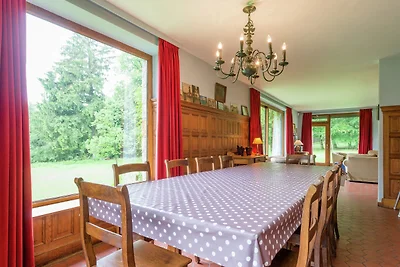 Rustikaler Rückzugsort in Houvegné