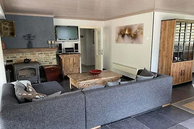 Jacuzzi Retreat, Ardenne