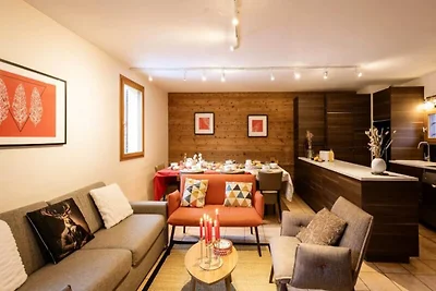 Chalet mit 5 Zimmern und Hütte, 12 Schlafplät...