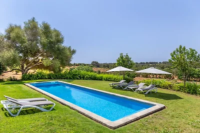Casa di campagna con piscina a Manacor