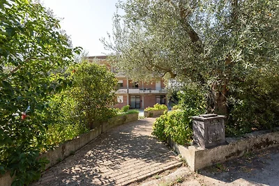 Elegante appartamento con piscina