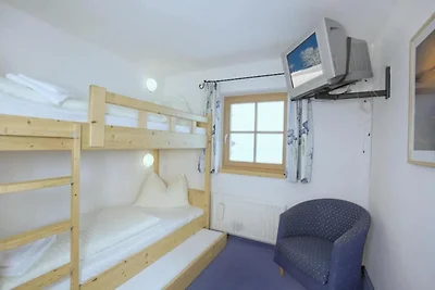 Rustig Alpenhuisje voor 9 met Suana