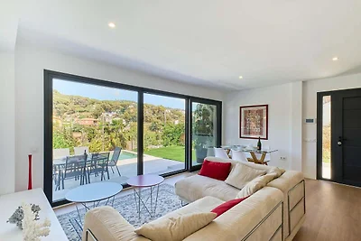 Familienfreundliche Villa mit privatem Pool