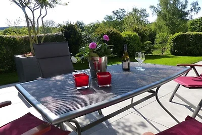 Apartament wakacyjny w Olpe z basenem