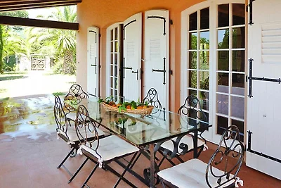 Villa in Rio nell Elba mit Pool