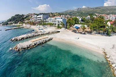 Appartamento ben posizionato a Rogoznica