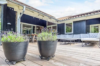 12 Personen Ferienhaus in Hals-By Traum