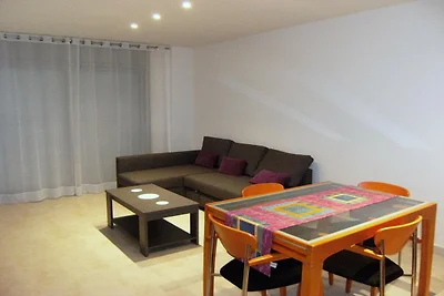 Wohnung in Estartit mit Garten